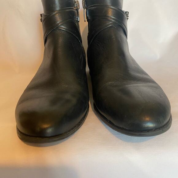 ALEX MARIE - LEATHER Ankle Boots Black w/ Shiny gunmetal hardware. Size 6M - Picture 9 of 12